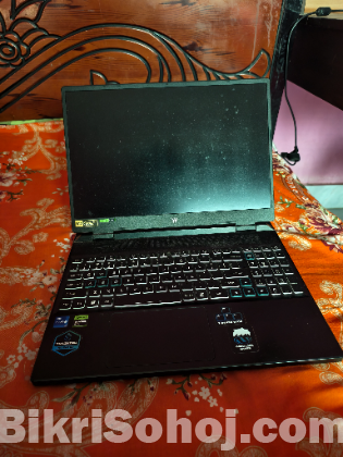 Acer Predator Helios Neo 16 PHN16